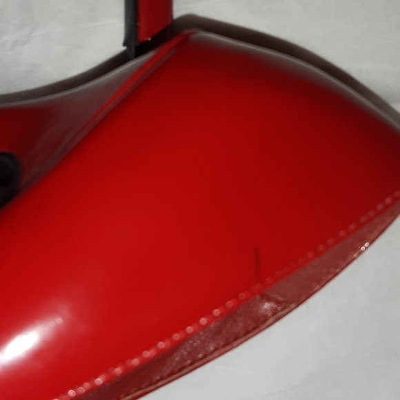 Red platform pumps size 6 1/2M - Picture 7 of 11
